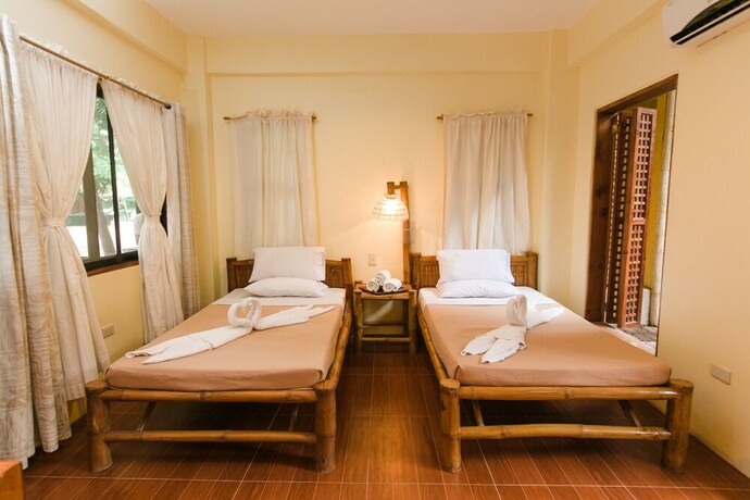 Imagen de la habitación del Hotel La Luz Beach Resort. Foto 34