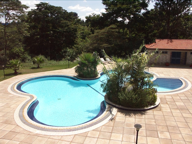 Imagen de la piscina del Hotel La Mada. Foto 17