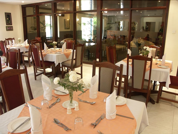 Imagen del bar/restaurante del Hotel La Mada. Foto 3