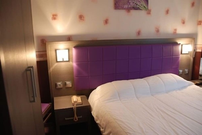 Imagen de la habitación del Hotel La Madone. Foto 12