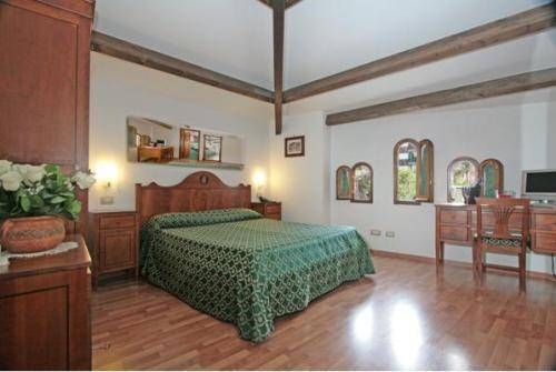 Imagen general del Hotel La Magnolia, Sorrento. Foto 11