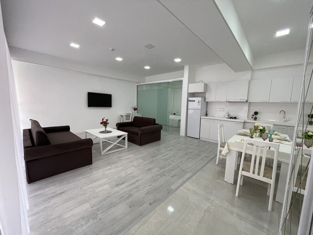 Imagen de la habitación del Hotel La Maison Blanche Baku. Foto 9