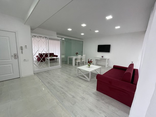 Imagen de la habitación del Hotel La Maison Blanche Baku. Foto 12
