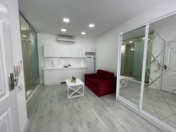 Imagen de la habitación del Hotel La Maison Blanche Baku. Foto 14