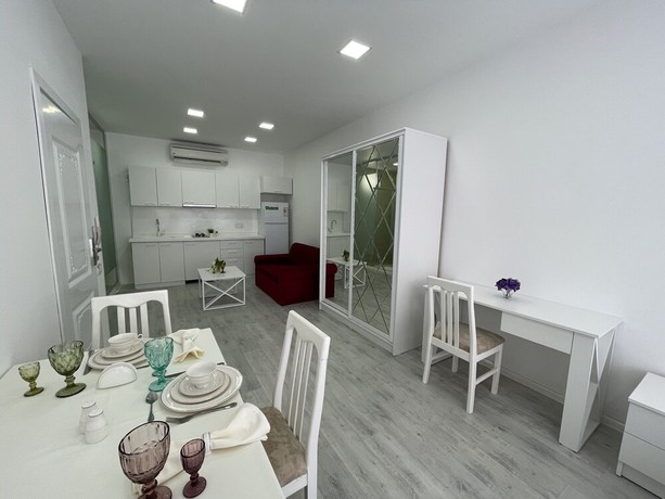 Imagen de la habitación del Hotel La Maison Blanche Baku. Foto 16