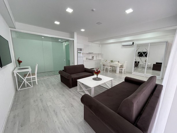 Imagen de la habitación del Hotel La Maison Blanche Baku. Foto 18