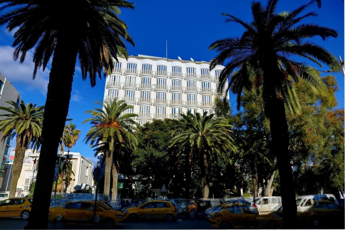 Imagen de los exteriores del Hotel La Maison Blanche, Tunis. Foto 9