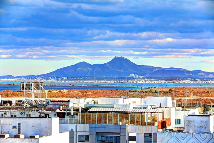 Imagen general del Hotel La Maison Blanche, Tunis. Foto 2