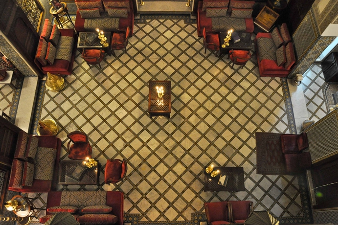 Imagen de los interiores del Hotel La Maison Bleue Batha. Foto 11