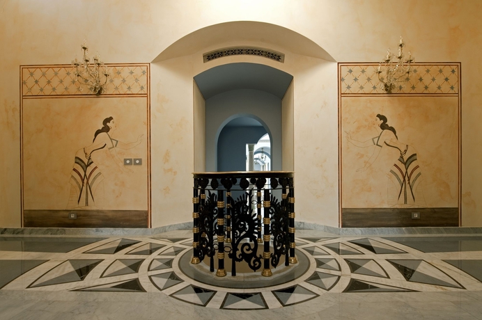 Imagen de los interiores del Hotel La Maison Bleue. Foto 10