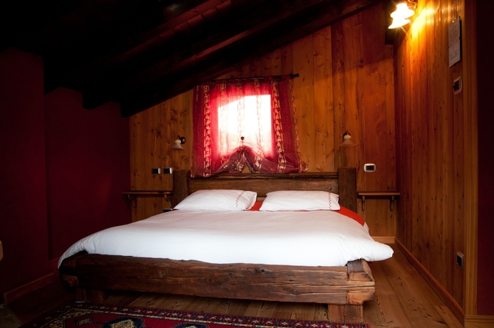 Imagen de la habitación del Hotel La Maison D'amelie. Foto 1