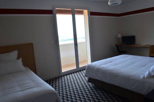 Imagen de la habitación del Hotel La Maison Des Ocres. Foto 10