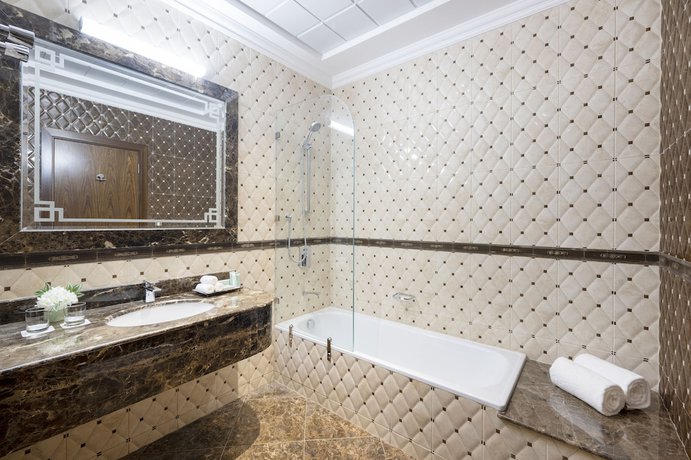 Imagen de la habitación del Hotel La Maison Doha. Foto 13