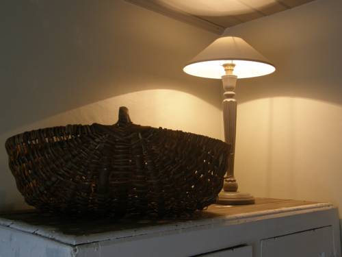 Imagen de la habitación del Hotel La Maison Douce. Foto 7