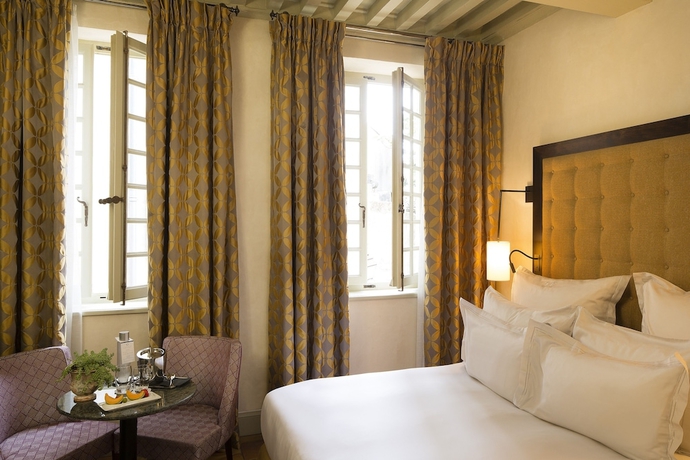Imagen de la habitación del Hotel La Maison D'uzes. Foto 15
