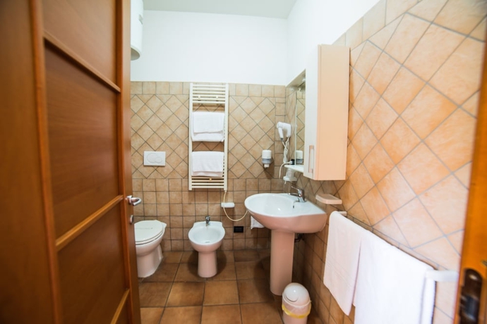 Imagen de la habitación del Hotel La Maison Jolie. Foto 16