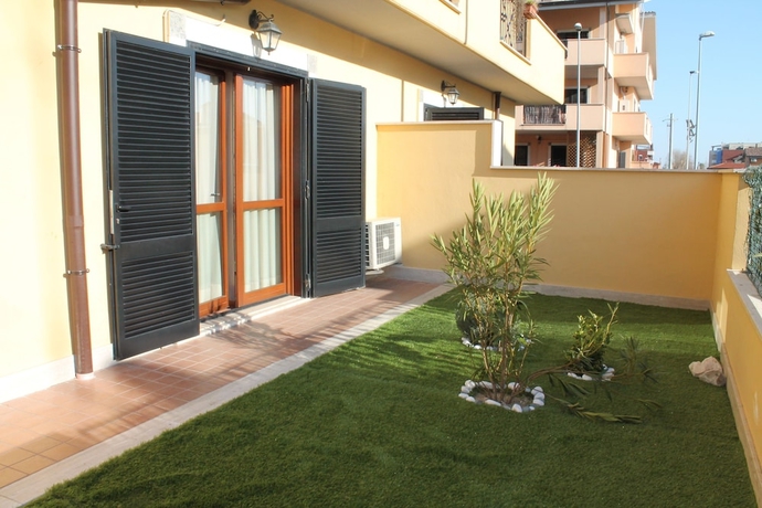 Imagen de los exteriores del Hotel La Maison Jolie. Foto 17