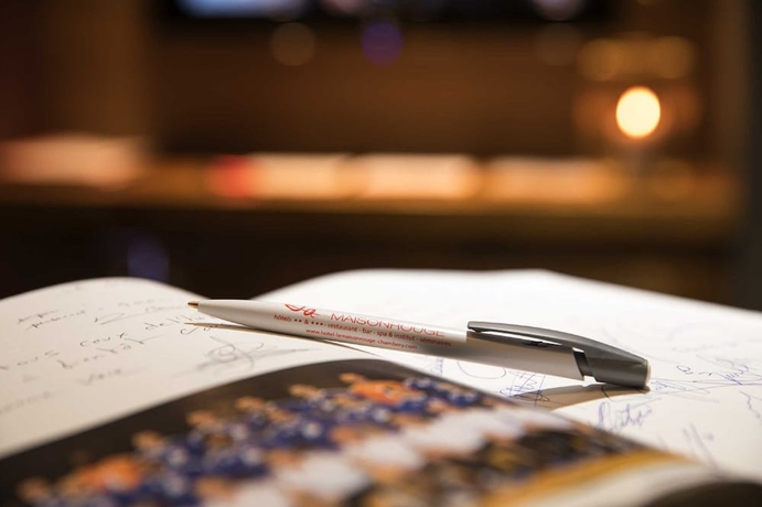 Imagen de los interiores del Hotel La Maison Rouge. Foto 15