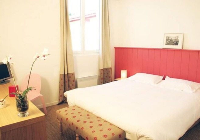 Imagen de la habitación del Hotel La Maison de la Prade. Foto 17