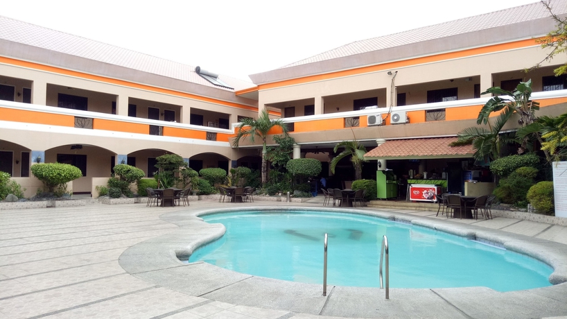 Imagen de la piscina del Hotel La Maja Rica. Foto 16