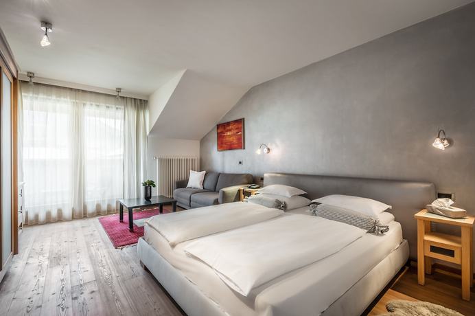Imagen de la habitación del Hotel La Majun, Villa N&ouml;ia. Foto 2