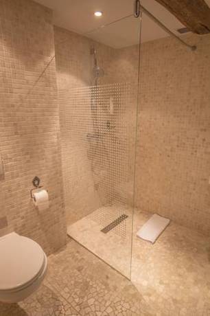 Imagen de la habitación del Hotel La Malle Poste. Foto 4