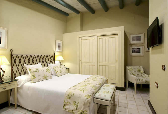 Imagen general del Hotel La Malvas&iacute;a. Foto 4