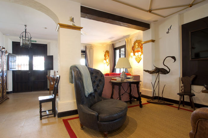 Imagen general del Hotel La Malvas&iacute;a. Foto 8