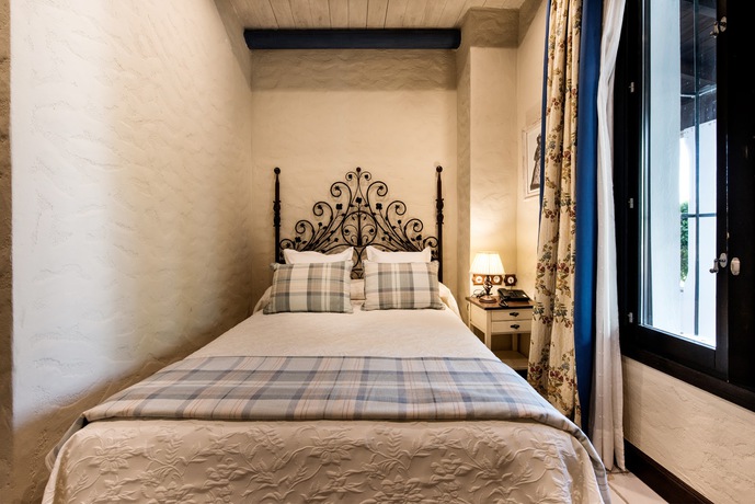 Imagen general del Hotel La Malvas&iacute;a. Foto 11