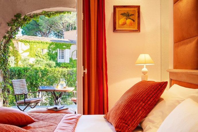 Imagen de la habitación del Hotel La Mandarine. Foto 8