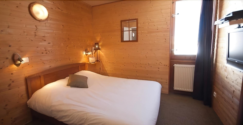 Imagen de la habitación del Hotel La Mandia. Foto 9