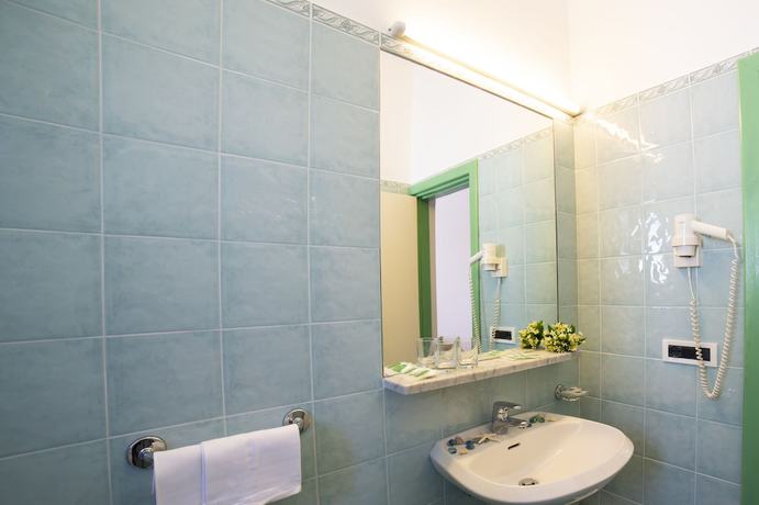 Imagen de la habitación del Hotel La Mandorla. Foto 5