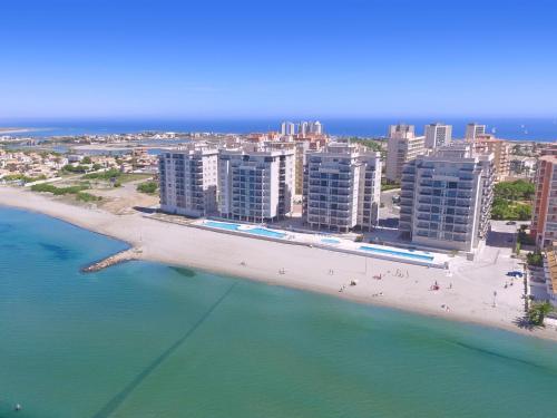 Imagen general del Hotel La Manga Beach Club Apartments. Foto 1