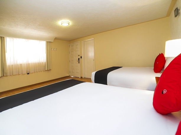 Imagen de la habitación del Hotel La Mansi&oacute;n Del Quijote. Foto 4