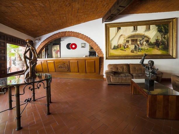 Imagen de los interiores del Hotel La Mansi&oacute;n Del Quijote. Foto 17