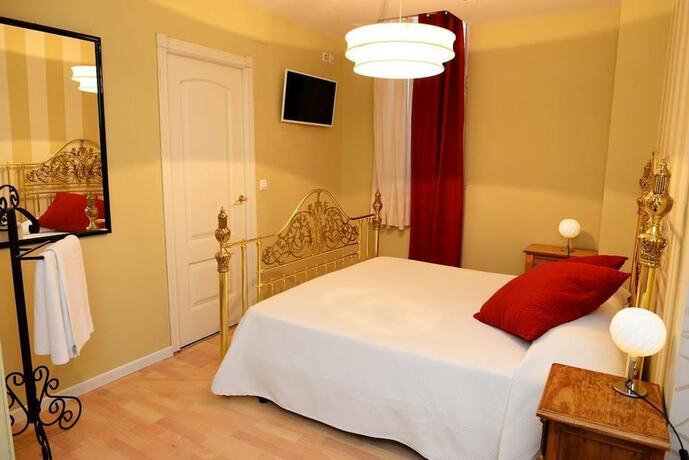 Imagen de la habitación del Hotel La Mansión de Navalcarnero. Foto 11