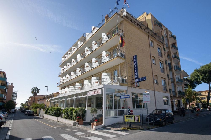 Imagen general del Hotel La Marina Mhotelsgroup. Foto 16