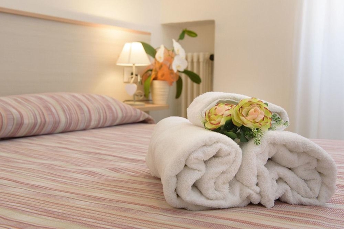 Imagen general del Hotel La Marina Mhotelsgroup. Foto 12