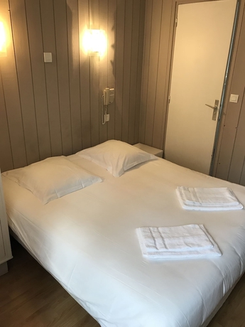 Imagen de la habitación del Hotel La Marine, Carnac. Foto 13