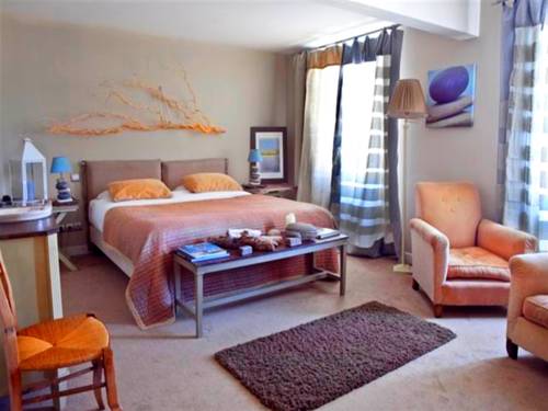 Imagen de la habitación del Hotel La Marine De Loire and Spa. Foto 9