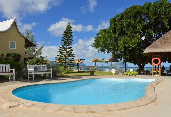 Imagen de la piscina del Hotel La Mariposa, Rivi&egrave;re Noire. Foto 10