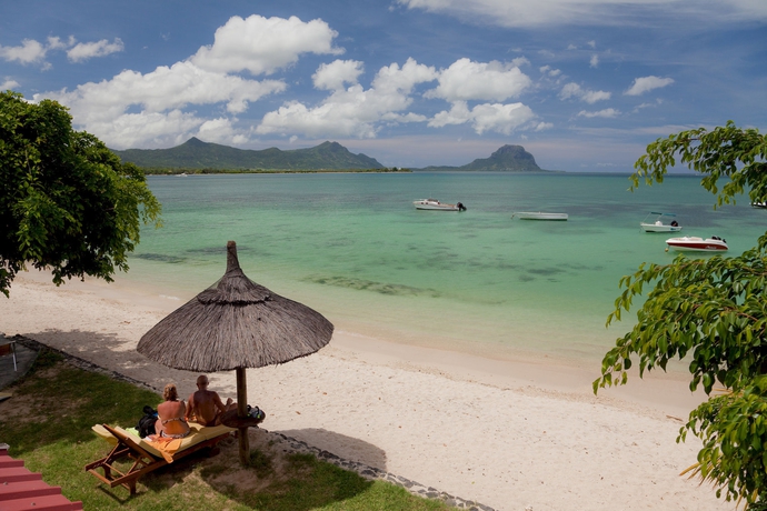 Imagen de los exteriores del Hotel La Mariposa, Rivi&egrave;re Noire. Foto 9