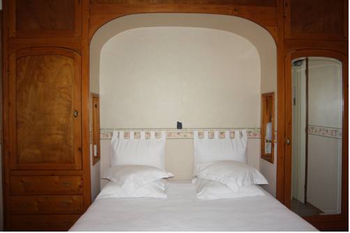 Imagen de la habitación del Hotel La Marjolaine, Antibes. Foto 4