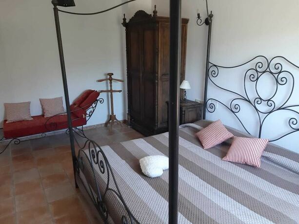 Imagen general del Hotel La Marmita de Ahlam. Foto 4