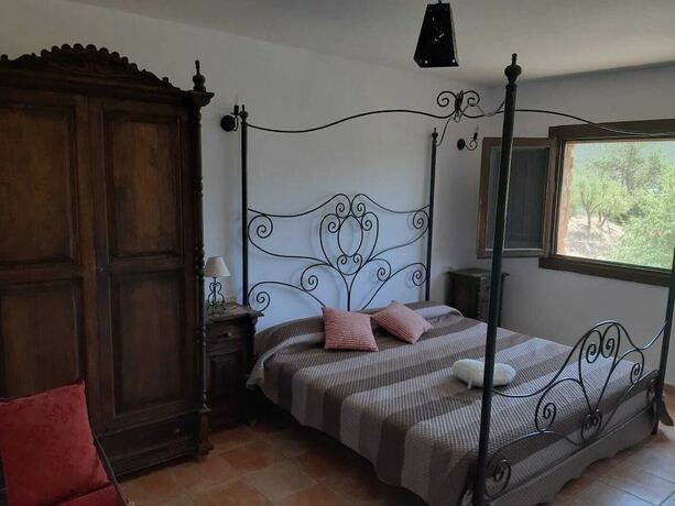 Imagen de la habitación del Hotel La Marmita de Ahlam. Foto 17