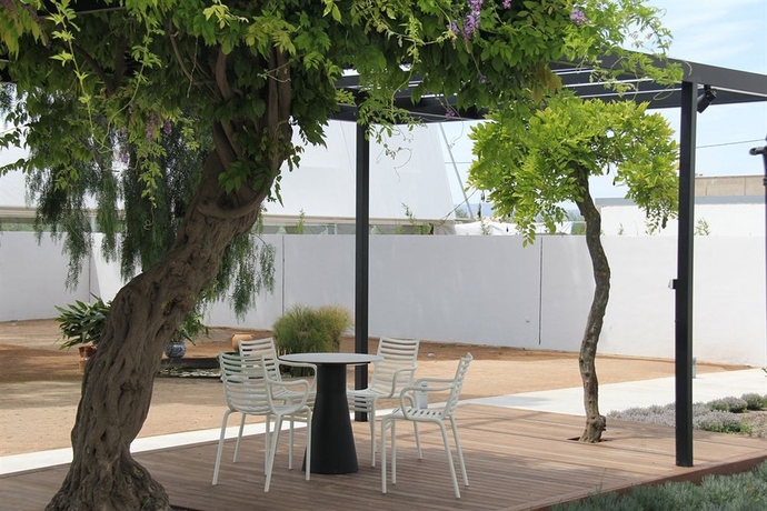 Imagen de los exteriores del Hotel La Marquesa. Foto 10