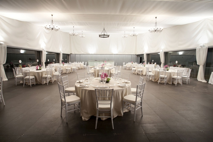 Imagen de los exteriores del Hotel La Marquesa. Foto 12