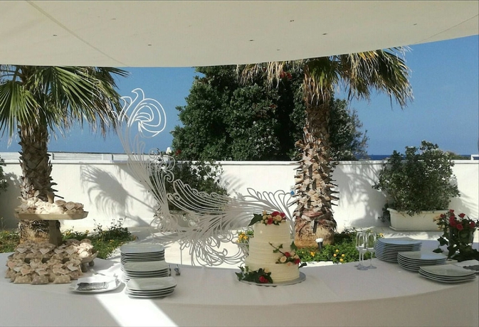 Imagen del bar/restaurante del Hotel La Marsa Vacances. Foto 3