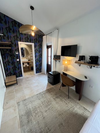 Imagen de la habitación del Hotel La Marsellesa Boutique. Foto 4