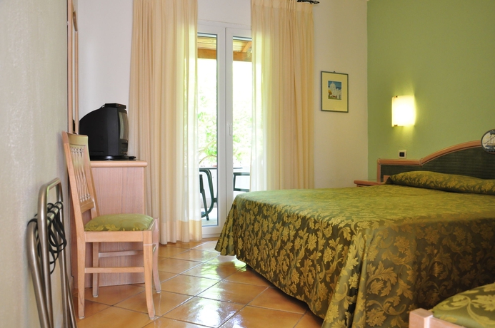 Imagen de la habitación del Hotel La Marticana. Foto 10